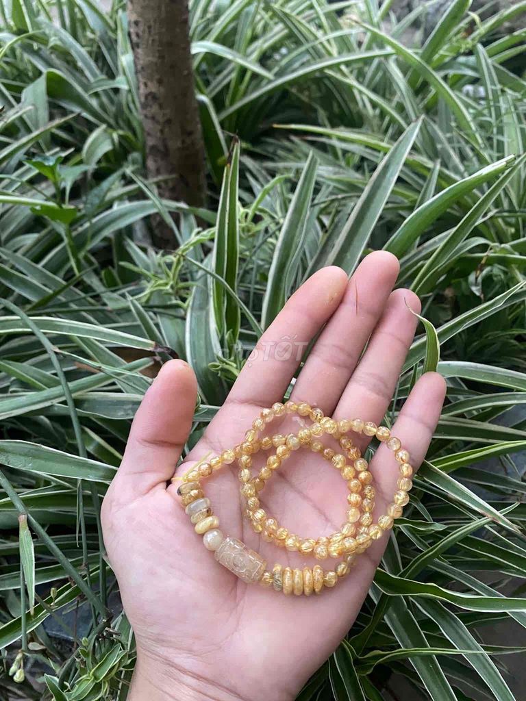 Vòng tay đá thạch anh vàng. Mua bán Phụ kiện thời trang khác tại Huyện Đan Phượng Hà Nội được đăng bởi Quynhh hình 1
