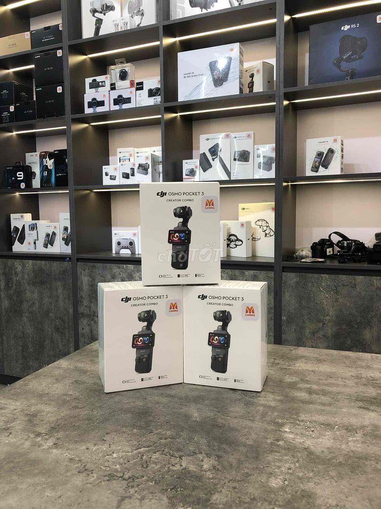 DJI Osmo Pocket 3 Combo. Mua bán Máy ảnh, Máy quay tại Huyện Gia Lâm Hà Nội được đăng bởi Vũ Văn Thượng hình 1