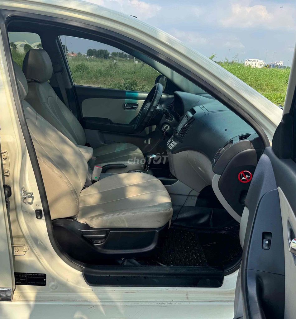 Hyundai Avante 2011 1.6 AT - 85000 km. Mua bán Ô tô tại Thành phố Thủ Đức Tp Hồ Chí Minh được đăng bởi Long hình 18