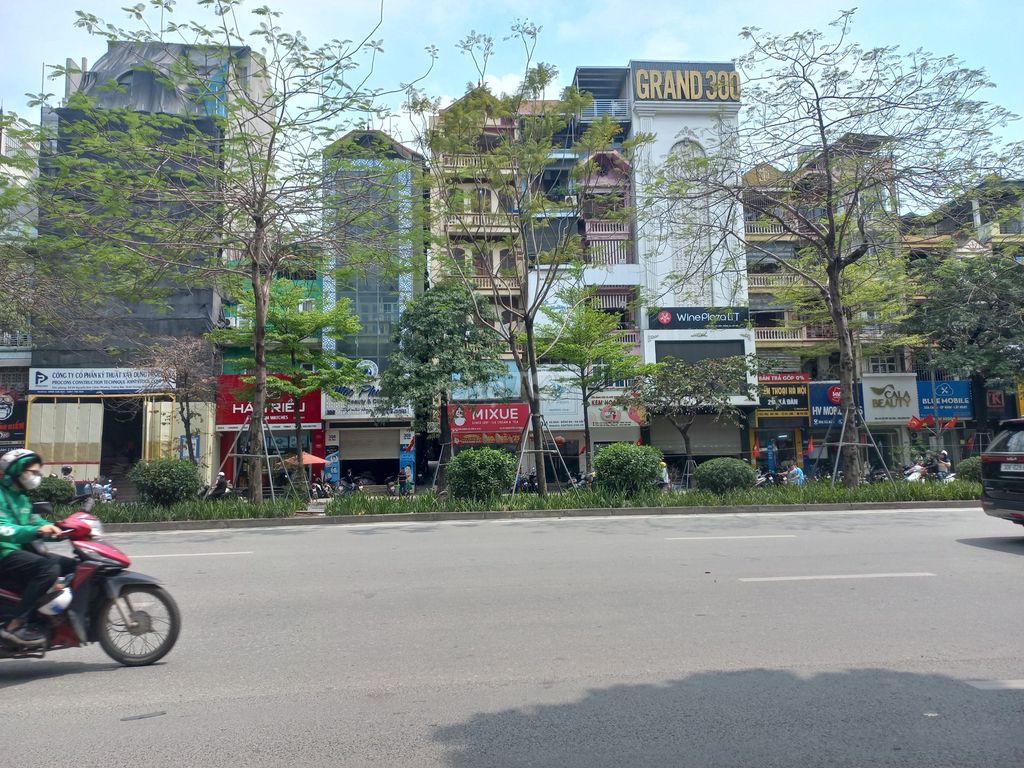 Cần bánnhàmặtphố Nguyễn Trãi, Thanh Xuân, 37m2,3 tầng, 7.2 tỷ.