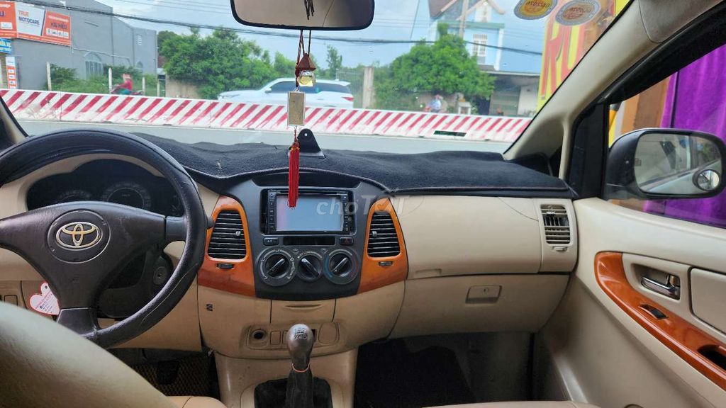 Innova Dklb 2015, số sàn, xe 7 chỗ. Mua bán Ô tô tại Thành phố Thủ Dầu Một Bình Dương được đăng bởi Nguyễn Gia Bình Dương hình 6