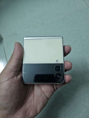 Samsung Z Flip3 128GB Kem sọc