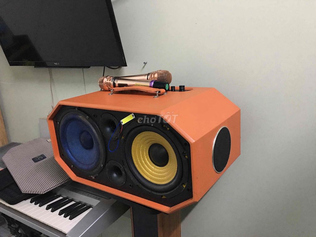loa karaoke 6 đuong loa chia lại cho ai đam mê hat