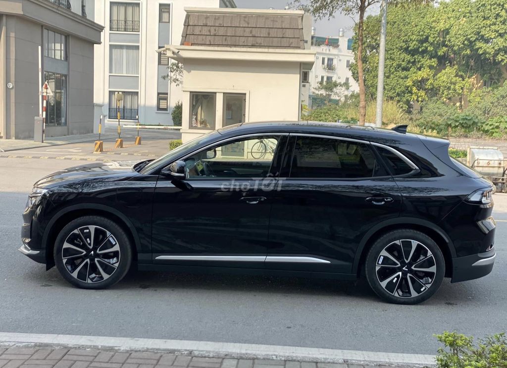 VinFast VF8 2024 GF Mới, Có Đổi Xăng Sang Điện. Mua bán Ô tô tại Quận Đống Đa Hà Nội được đăng bởi Kim Ngọc Vinfast Newway hình 3