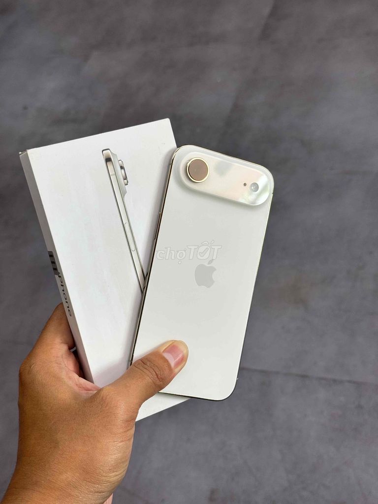 Apple iPhone 17 Air 256GB Vàng. Mua bán Điện thoại tại Quận Ninh Kiều Cần Thơ được đăng bởi DUY IPHONE  hình 1