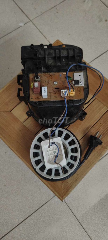 Motor máy hút bụi Samsung chính hãng 1800W cả bộ . Mua bán Đồ chuyên dụng, Giống nuôi trồng tại Quận Bắc Từ Liêm Hà Nội được đăng bởi văn chinh hình 1