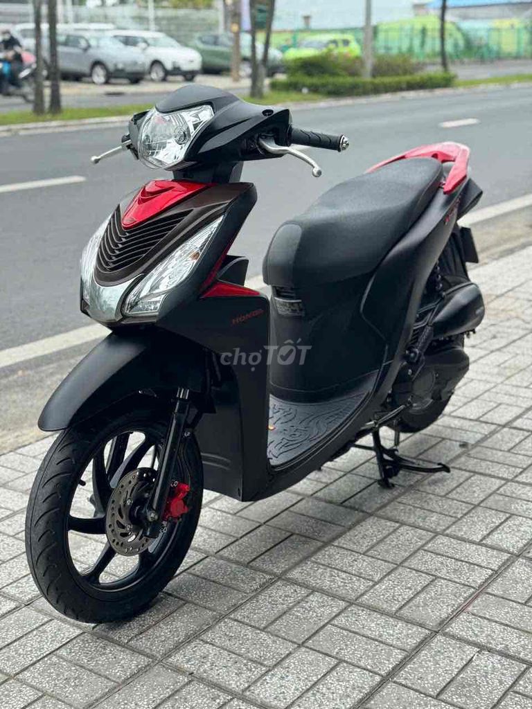 Vision 2019 Khoá Remode biển 67 Long Xuyên. Mua bán Xe máy tại Thành phố Long Xuyên An Giang được đăng bởi Hoàng Thiện Khang    Khang 67 hình 1