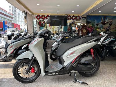 SH 125i ABS 11/2024 Xám XM 2403 km BSTP Chính Chủ. Mua bán Xe máy tại Quận Gò Vấp Tp Hồ Chí Minh được đăng bởi Ngô Hà