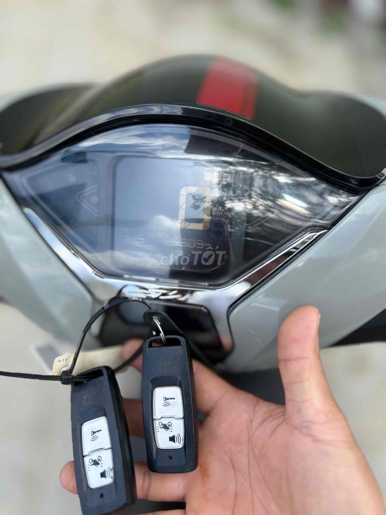 ban sh sphops xam si mang 160 thang abs nhu moi. Mua bán Xe máy tại Thành phố Đồng Xoài Bình Phước được đăng bởi tri nhân  hình 5