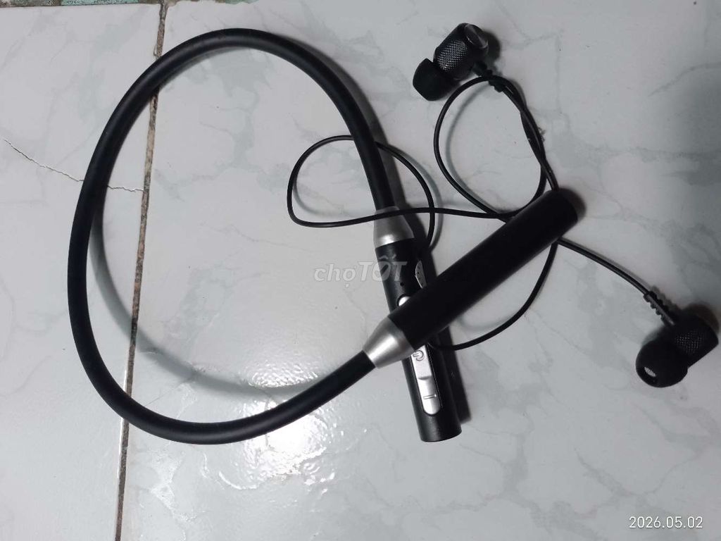 200 Tai nghe Bluetooth đeo cổ pin trâu. Mua bán Tivi, Âm thanh tại Thành phố Thủ Dầu Một Bình Dương được đăng bởi ChillMuzic hình 1
