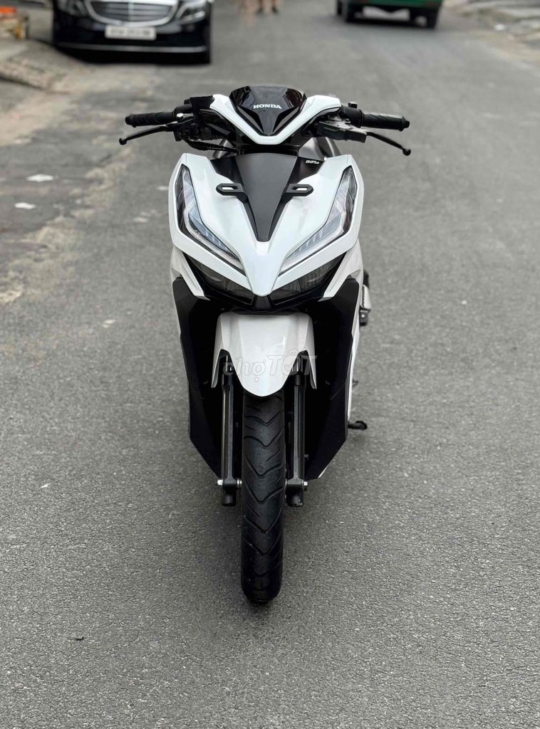 Honda Vario 150 2020 Trắng 13000 km. Mua bán Xe máy tại Quận Gò Vấp Tp Hồ Chí Minh được đăng bởi CHXM 86 chuyên bán xe trả góp hình 1