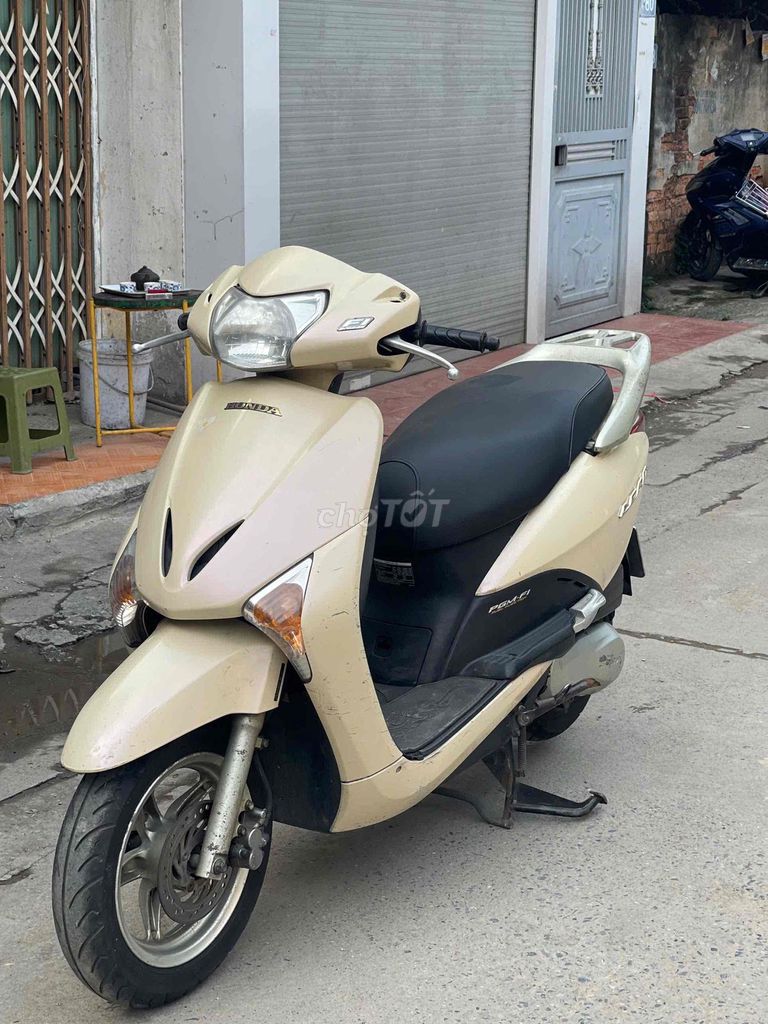 Honda Lead Vàng kem 2012 máy zin