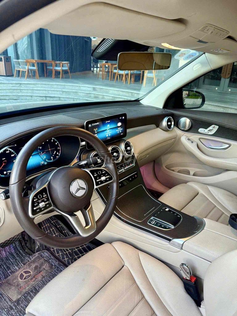 Mercedes Benz GLC 2021 300 4MATIC - 38000 km. Mua bán Ô tô tại Quận Hoàng Mai Hà Nội được đăng bởi Mr Tài hình 6
