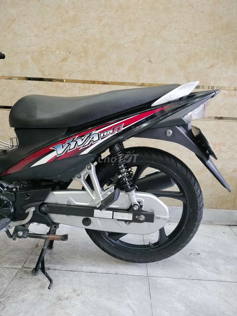Suzuki Viva 115 FI 2014 красно-чёрный 30.000 км, двигатель родной