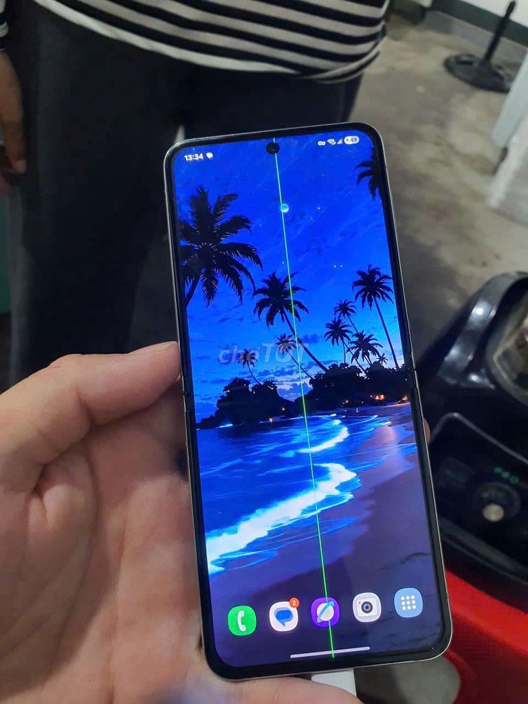 Samsung Z Flip 5 Trắng Đã qua sử dụng. Mua bán Điện thoại tại Huyện Năm Căn Cà Mau được đăng bởi huỳnh lĩnh hình 1