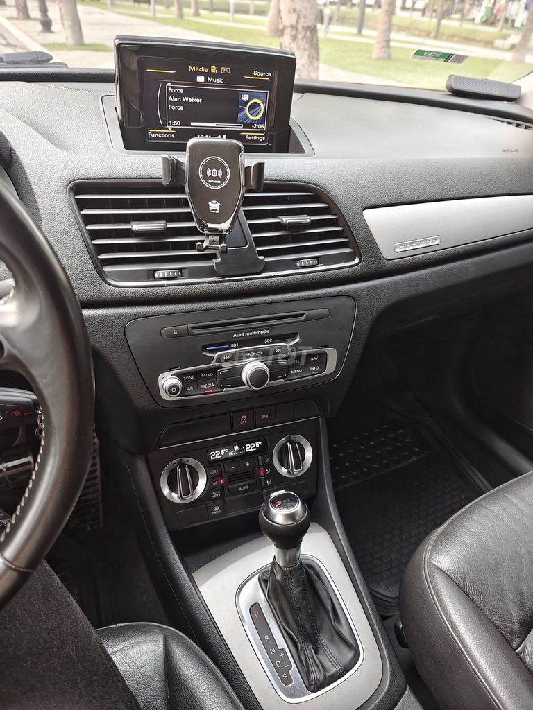 Audi Q3 2012 2.0 TFSI Quattro - 99998 km. Mua bán Ô tô tại Quận Bắc Từ Liêm Hà Nội được đăng bởi Hoàng Duy Tùng hình 10