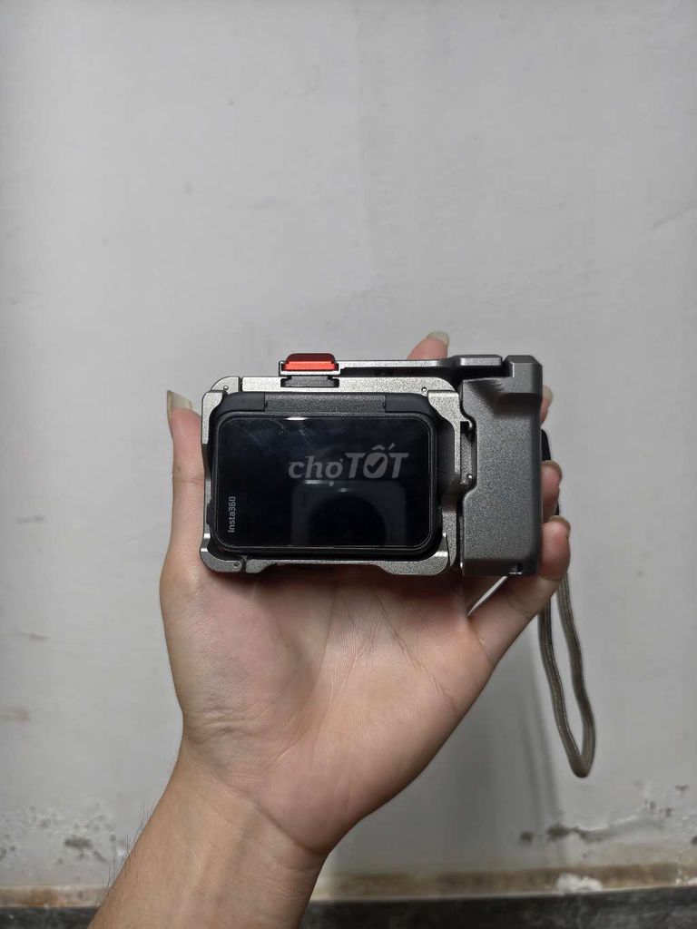 Máy quay hành động Insta360 Ace Pro Xám. Mua bán Máy ảnh, Máy quay tại Quận Bình Thuỷ Cần Thơ được đăng bởi Reiver Velocity hình 1