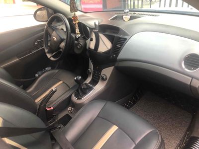 Chevrolet Cruze 2011 LS Bạc. Mua bán Ô tô tại Quận Thanh Khê Đà Nẵng được đăng bởi Hưng