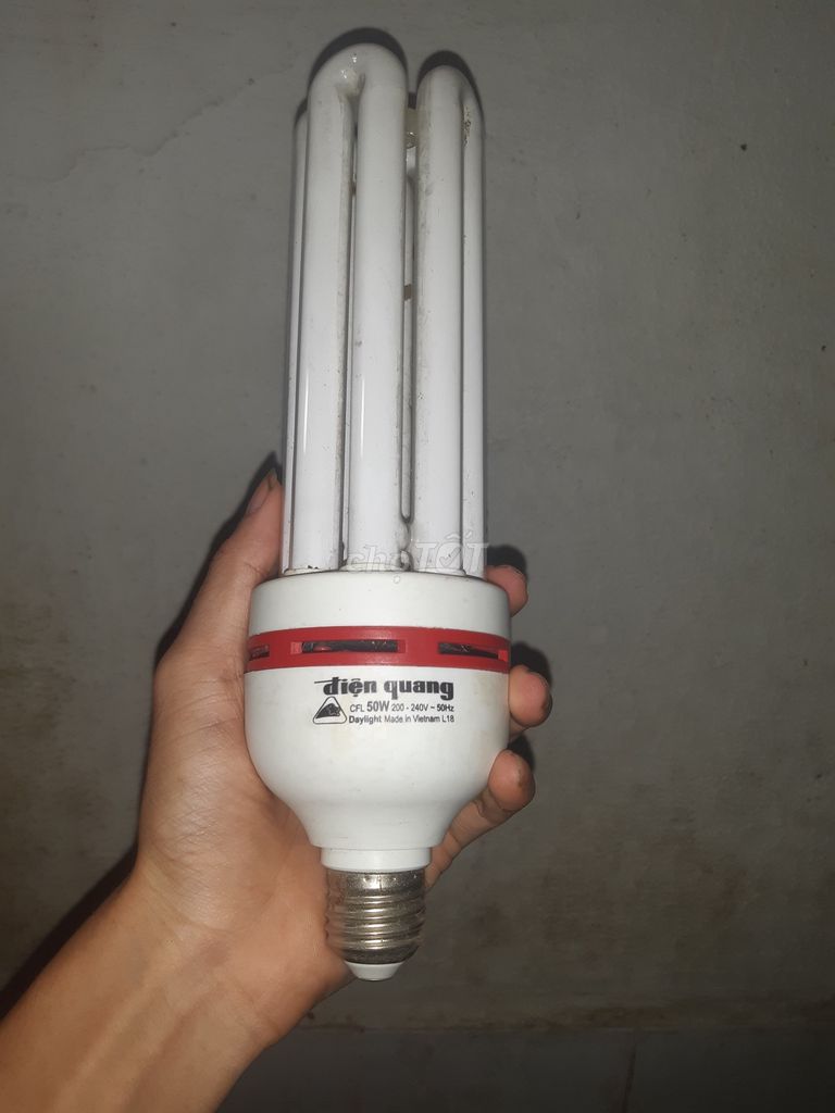 THANH LÝ BÓNG ĐÈN ĐIỆN QUANG 50W SIÊU SÁNG