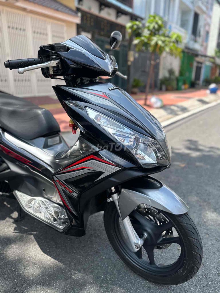 Воздушный клинок Honda 2013 черный, серый