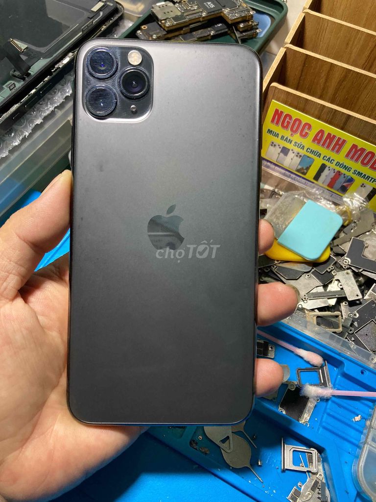 Apple iPhone 11 Pro Max 64GB Xám. Mua bán Điện thoại tại Thành phố Dĩ An Bình Dương được đăng bởi anh ngọc anh hình 1