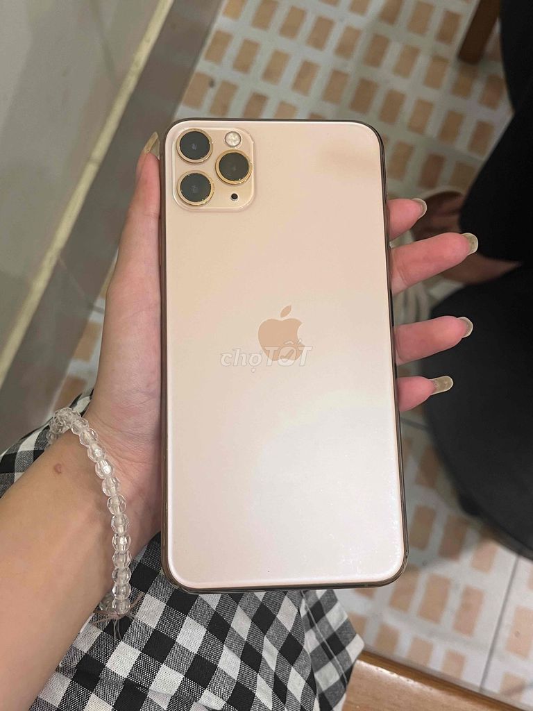 iPhone 11 Pro Max 64GB quốc tế mỹ zin cần bán. Mua bán Điện thoại tại Quận Hai Bà Trưng Hà Nội được đăng bởi stcker hình 1