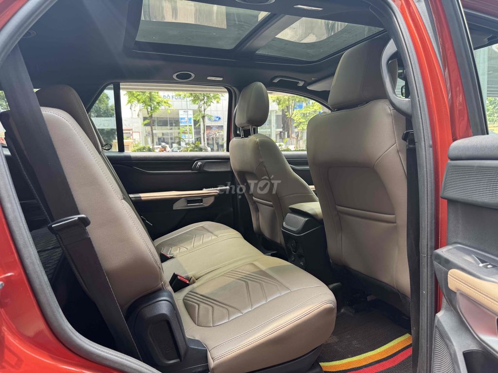 CẦN BÁN FORD EVEREST TITANMIUM 4x2 MODEL 2023. Mua bán Ô tô tại Quận Bắc Từ Liêm Hà Nội được đăng bởi Mr PHÁT THÁI HÀ AUTO hình 15