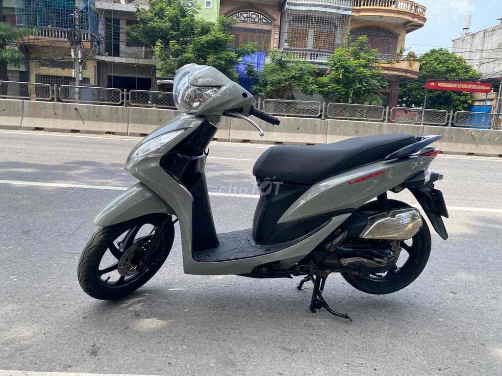 Honda vision đời cao zin đẹp như hình. Mua bán Xe máy tại Quận Hồng Bàng Hải Phòng được đăng bởi Ly  hình 2