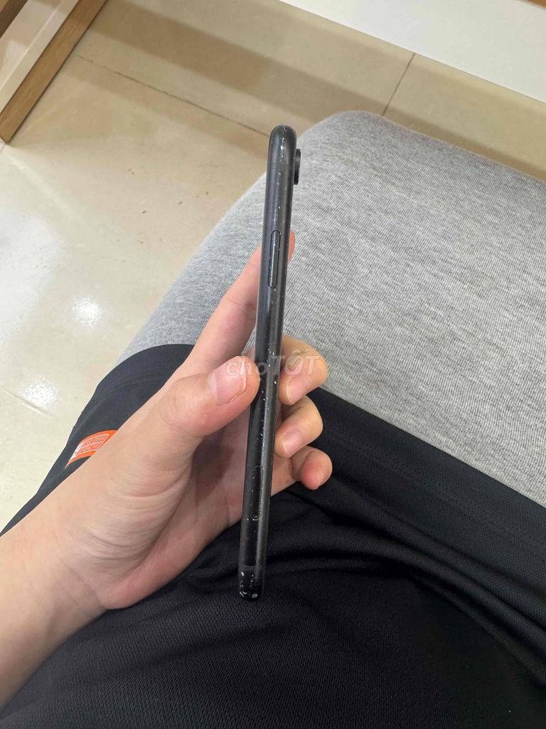 Apple iPhone XR 64GB Đen. Mua bán Điện thoại tại Quận Thanh Khê Đà Nẵng được đăng bởi Thuong Ngo hình 1