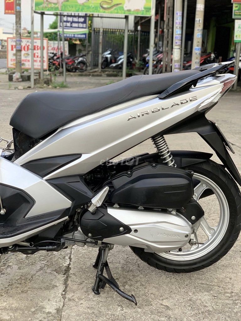 🏷️Honda Airblade 2019🏷️ Biển 60. Mua bán Xe máy tại Huyện Trảng Bom Đồng Nai được đăng bởi Phạm Minh An hình 12