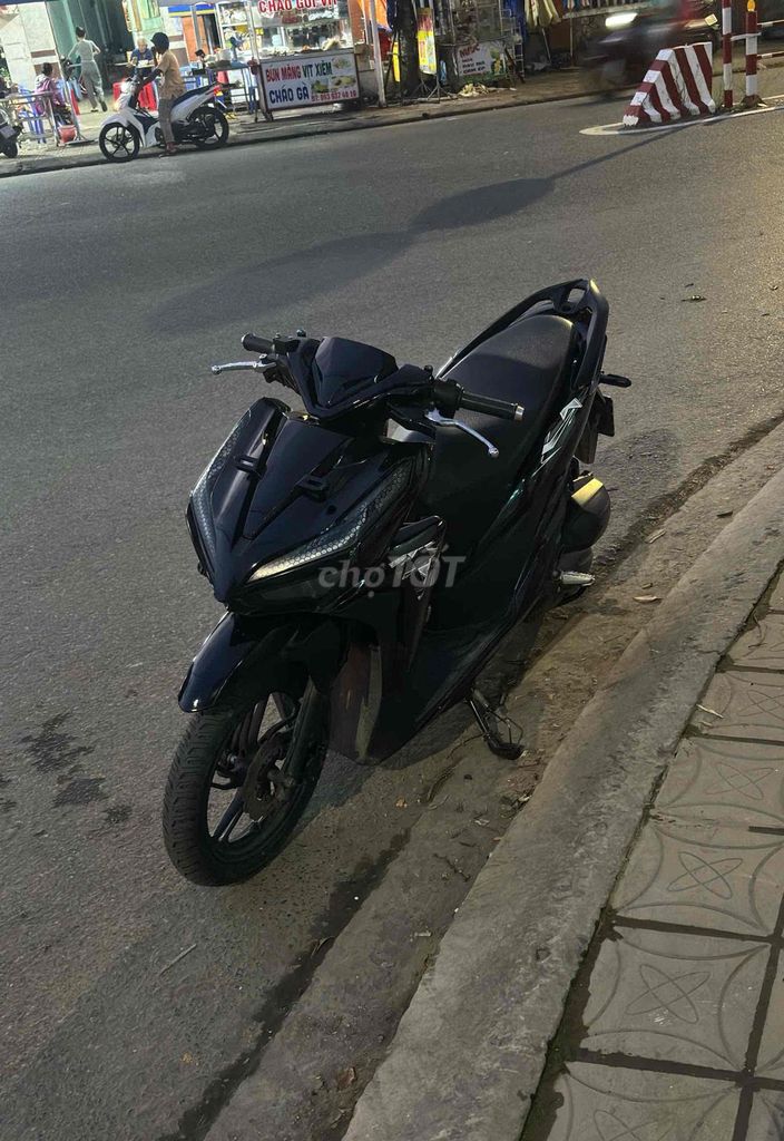 Vario 2018 áo xấu giá 28.000. Mua bán Xe máy tại Quận Ô Môn Cần Thơ được đăng bởi Lê Tập hình 2