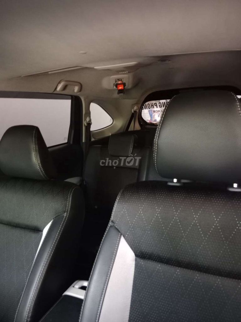 Toyota Veloz Cross 2022 CVT Top - 16000 km. Mua bán Ô tô tại Huyện Bình Chánh Tp Hồ Chí Minh được đăng bởi phan Phước Hạnh hình 3