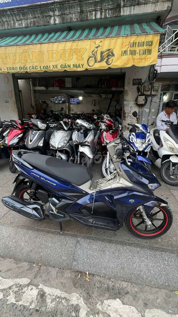 Honda Air Blade 2019 синий, б/у