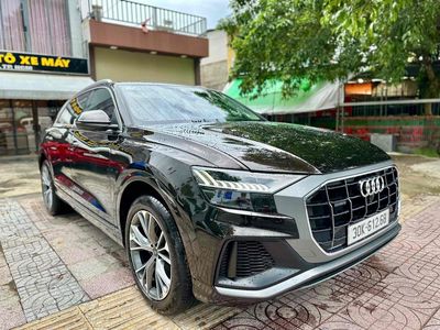 Audi Q8 S-Line 55 2023 tên cty xuất hoá đơn cao