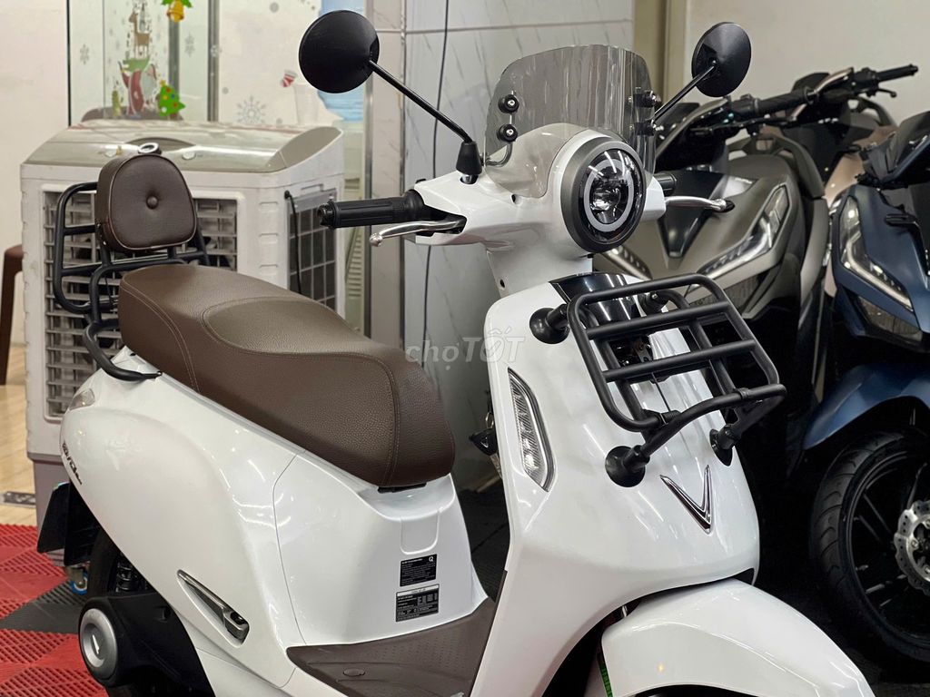 💥Vinfast EvoNeo 2000km BSTP 9 chủ ký giấy like new. Mua bán Xe máy tại Thành phố Thủ Đức Tp Hồ Chí Minh được đăng bởi XE MÁY THỦ ĐỨC hình 2