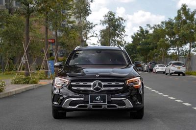 Mercedes_GLC200 (V1) Sx 2022 Bao Bank 90%. Mua bán Ô tô tại Quận 7 Tp Hồ Chí Minh được đăng bởi PHÁT ĐẠT LUXURY CAR