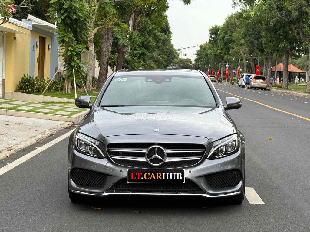 C300 sx 17 đklđ 12/2018 44,000km giá chỉ từ 359tr