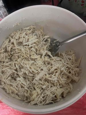 Thức ăn cho chó vị Gà chà bông