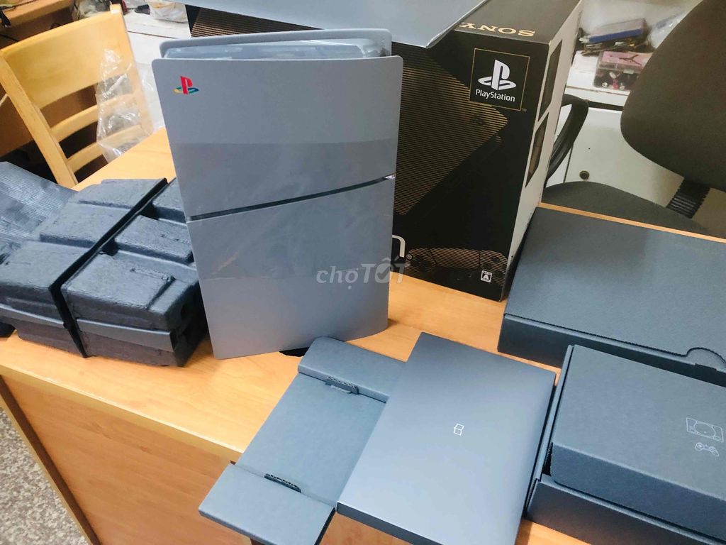 PS5 Slim Digital 30th Anniversary NEW FW11.0. Mua bán Thiết bị chơi game tại Quận 11 Tp Hồ Chí Minh được đăng bởi Dũ Nguyễn Văn hình 1