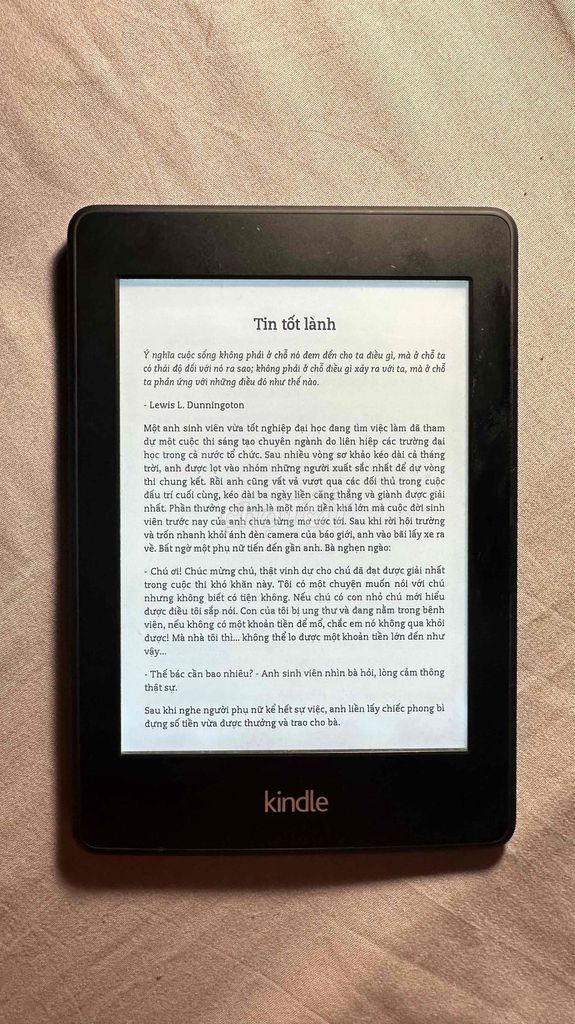 Máy đọc sách Amazon Kindle Paperwhite Đen Lớn. Mua bán Máy tính bảng tại Quận Lê Chân Hải Phòng được đăng bởi lê huy hình 1