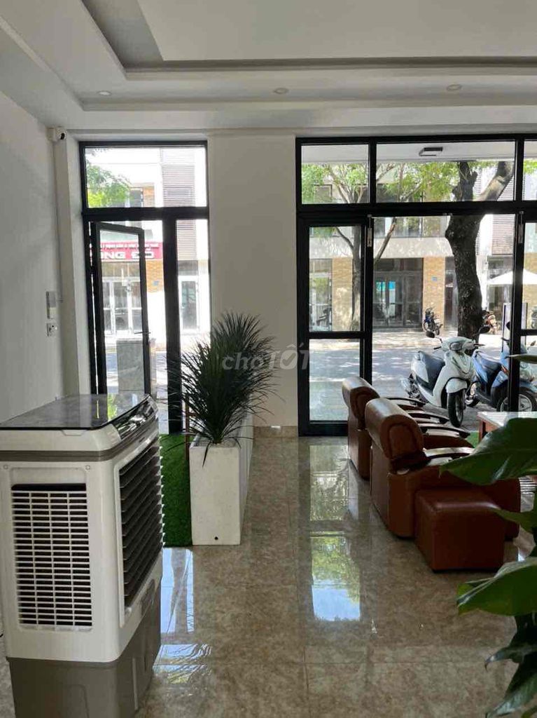 Bán Gấp Shophouse FPT, đường 9m5 kinh doanh tốt