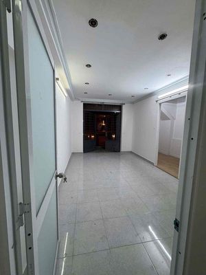 Аренда · 2 комн. · 104 м² · Quận Tân Phú, ул. Đường Hòa Bình