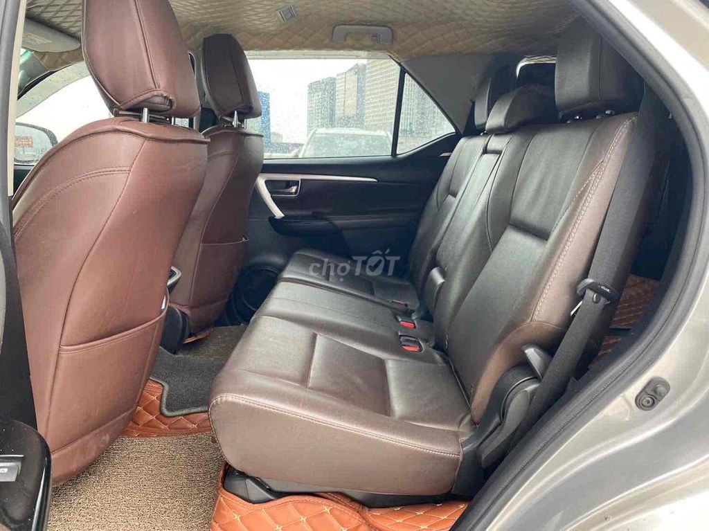 Toyota Fortuner 2018 2.7V 4x2 - 67000 km 7c tự đôn. Mua bán Ô tô tại Quận Bình Thạnh Tp Hồ Chí Minh được đăng bởi phuongneo hình 14