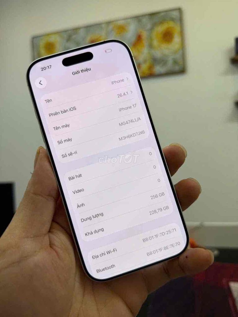 iPhone 17 256GB Trắng bản LL/A pin 100 sạc 15 lần. Mua bán Điện thoại tại Quận Thanh Xuân Hà Nội được đăng bởi Phúc Ahn hình 1