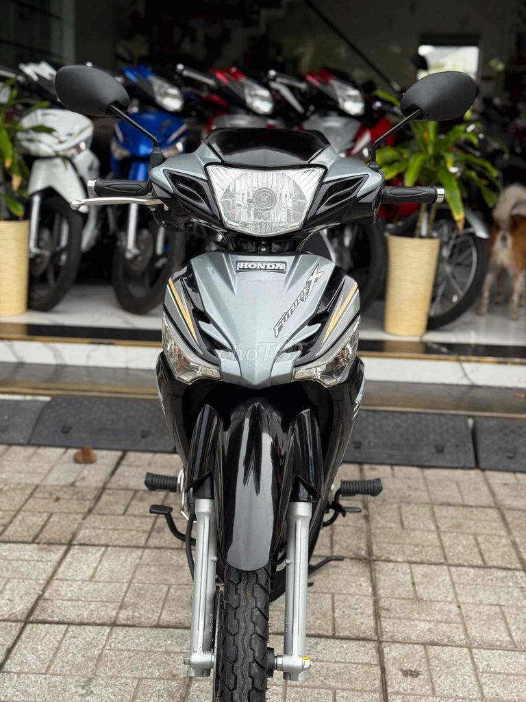 🌈 FUX Fi HS CHỜ XE ĐẸP MÀU ĐẸP MÁY ÊM NGON💥CÓ GÓP💥. Mua bán Xe máy tại Thành phố Sóc Trăng Sóc Trăng được đăng bởi Mạnh Huỳnh hình 1