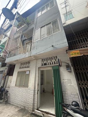 Nhà phố 15 m² · 2 PN · Đường Nguyễn Thị Minh Khai