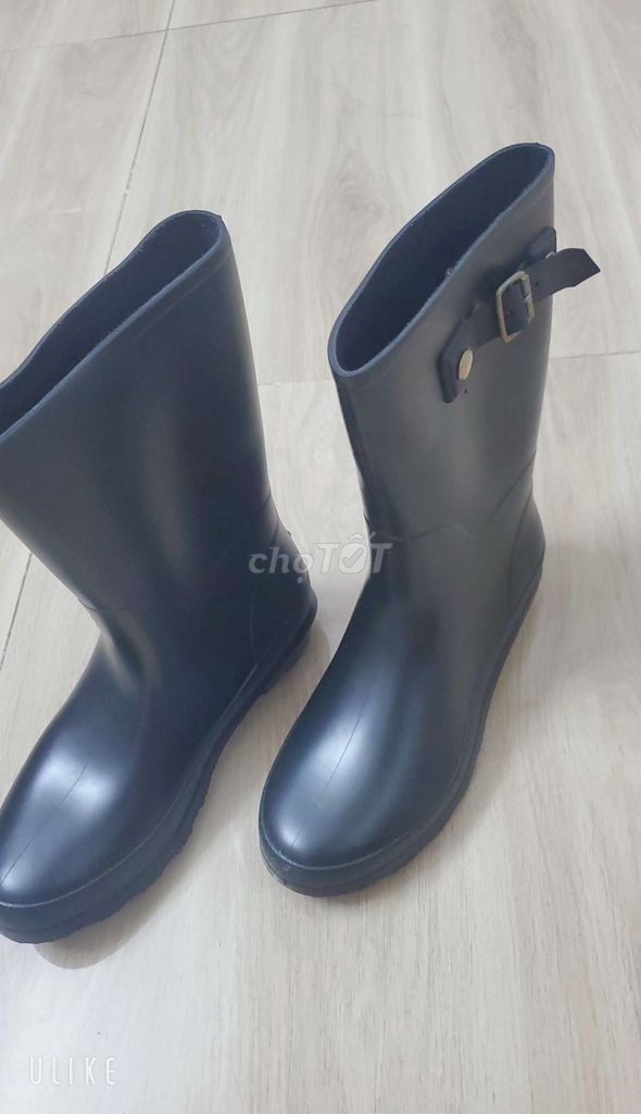 Giày ủng Cao su size L Đen Hàn Quốc. Mua bán Giày dép tại Quận Thanh Khê Đà Nẵng được đăng bởi Trung hình 1
