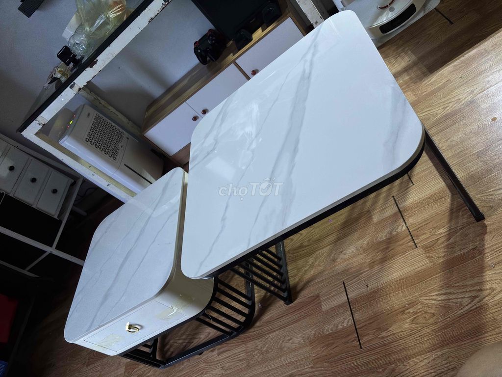 Bàn trà chân sắt mặt đá trắng. Mua bán Bàn ghế tại Thành phố Phủ Lý Hà Nam được đăng bởi Toàn nguyễn hình 1
