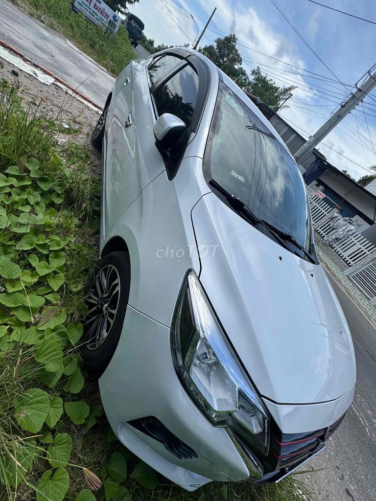 Mitsubishi Attrage CVT Premium Trắng 80.000km. Mua bán Ô tô tại Thành phố Rạch Giá Kiên Giang được đăng bởi 123456789  hình 1