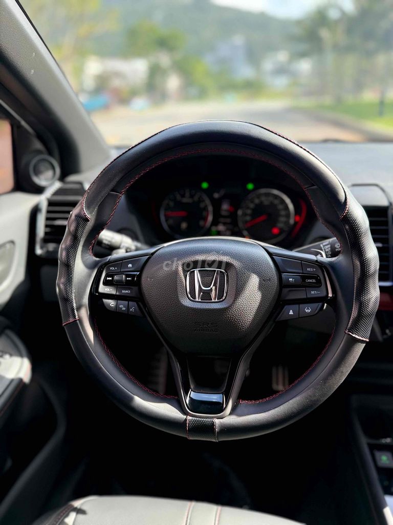 Honda City 2025 RS 6.000 km. Mua bán Ô tô tại Quận Sơn Trà Đà Nẵng được đăng bởi Thành Đạt Auto hình 8